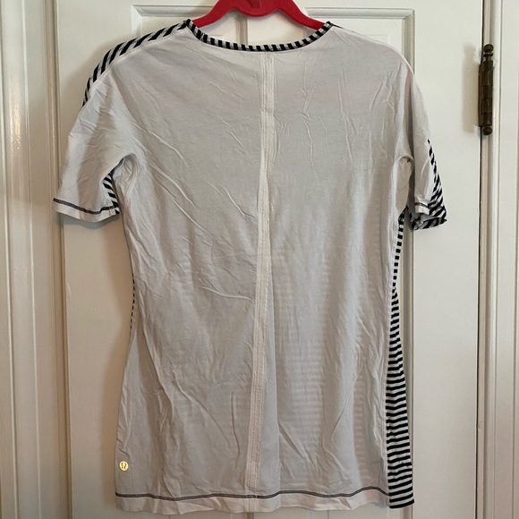 Lululemon Cotton Tee - Picture 4 of 5